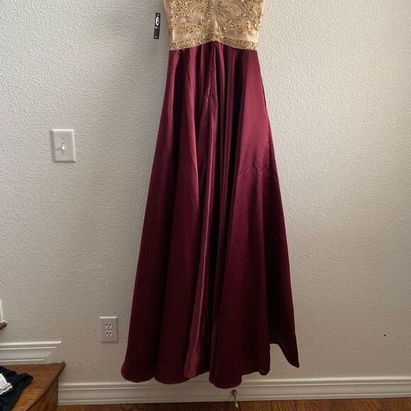 Dress District Annaby Two Tone Heavy Beaded Homecoming Formal Dress XS NWT $330 - Picture 6 of 6